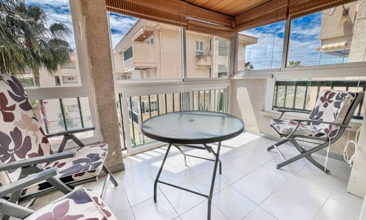 Reventa - Apartamento -
Albir