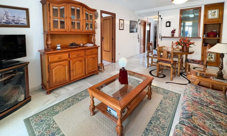 Reventa - Apartamento -
Albir