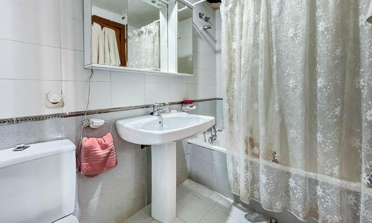 Reventa - Apartamento -
Albir