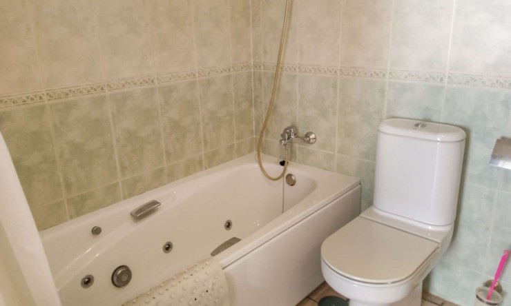 Resale - Apartment -
Albir