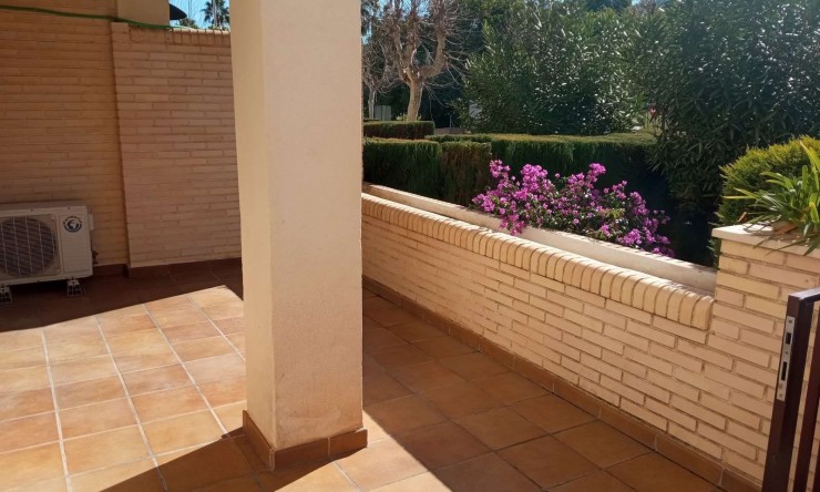 Resale - Apartment -
Albir
