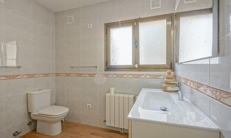 Herverkoop - Villa -
Jávea - Pinosol