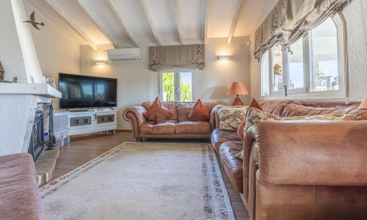 Herverkoop - Villa -
Jávea - Pinosol