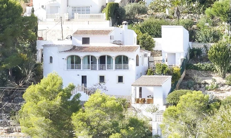 Herverkoop - Villa -
Jávea - Pinosol