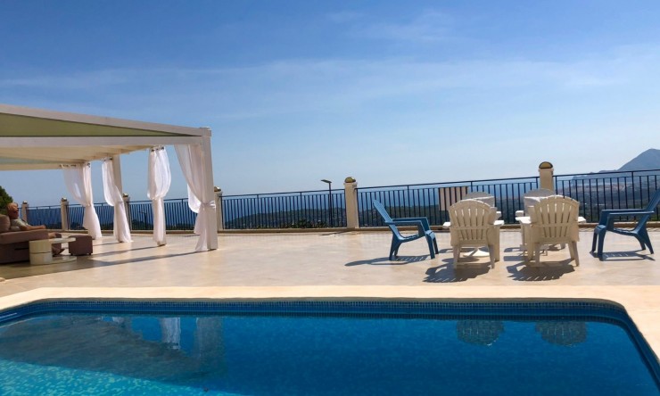 Reventa - Villa -
Altea - Altea La Vella