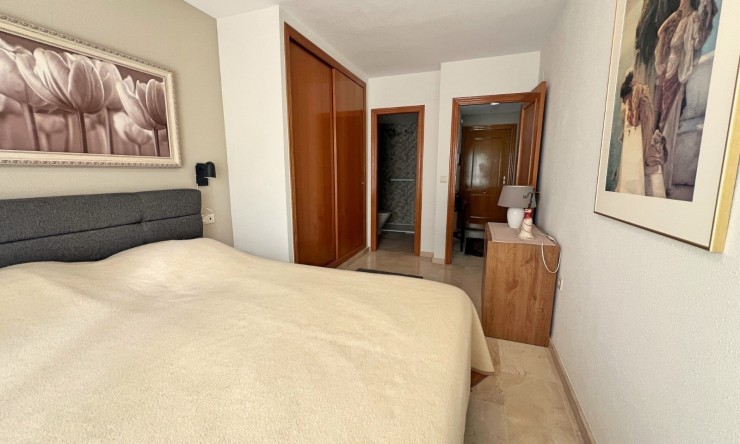 Wiederverkauf - Wohnung -
Albir