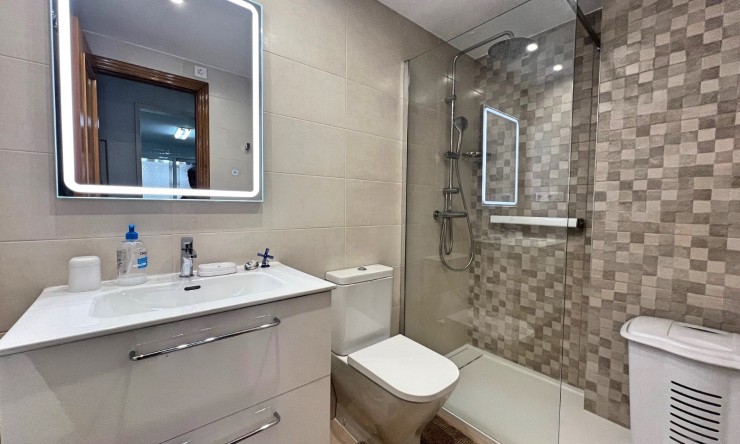 Wiederverkauf - Wohnung -
Albir