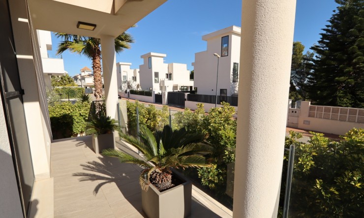 Revente - Villa -
La Nucía - Coloma