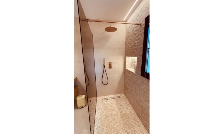 Herverkoop - Villa -
Altea