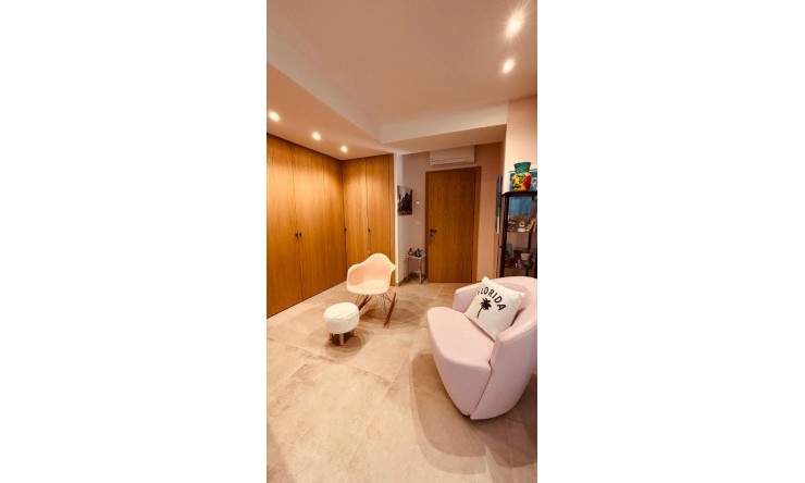 Herverkoop - Villa -
Altea