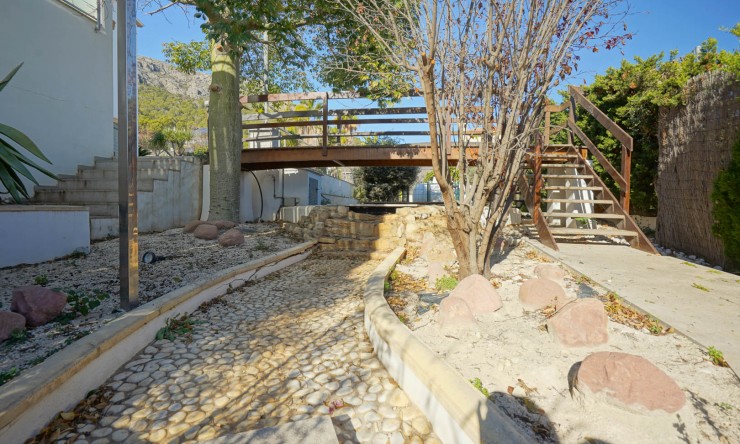 Revente - Villa -
Calpe - Partida Les Cucarres