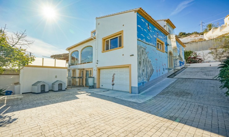 Revente - Villa -
Calpe - Partida Les Cucarres
