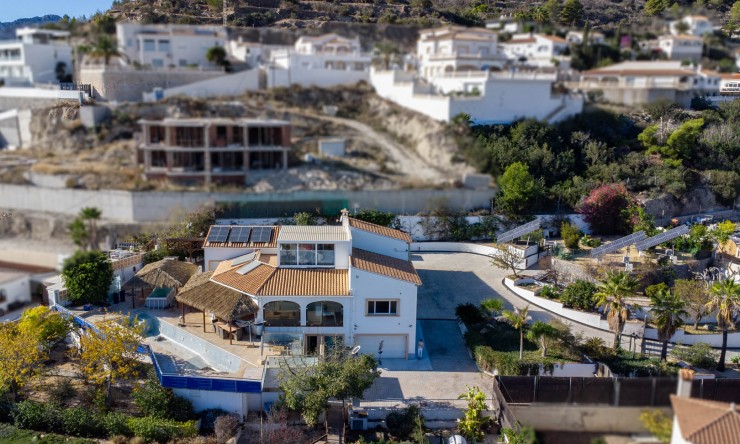 Revente - Villa -
Calpe - Partida Les Cucarres