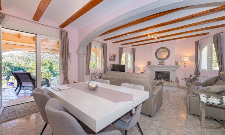 Rynek Wtórny - Finca -
Lliber