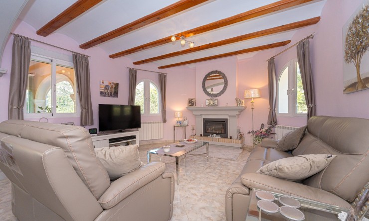 Rynek Wtórny - Finca -
Lliber