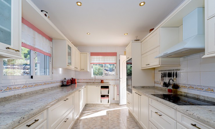 Rynek Wtórny - Finca -
Lliber