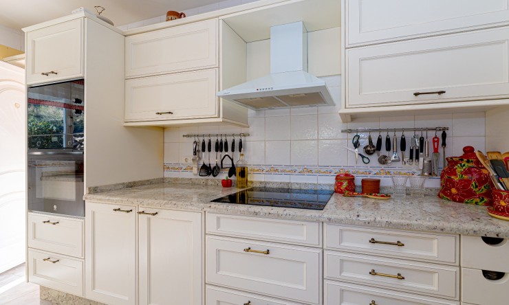 Rynek Wtórny - Finca -
Lliber