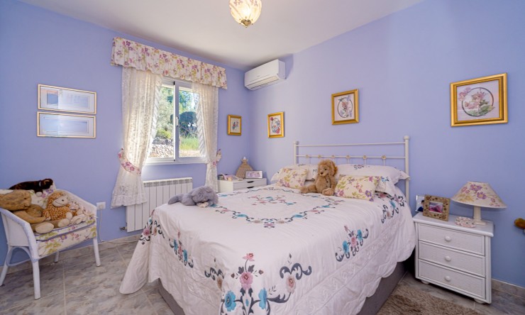 Rynek Wtórny - Finca -
Lliber