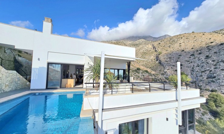 Rynek Wtórny - Willa -
Altea - La Vieja