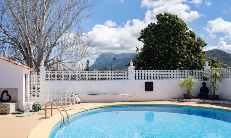 Wiederverkauf - Villa -
Denia - La Xara