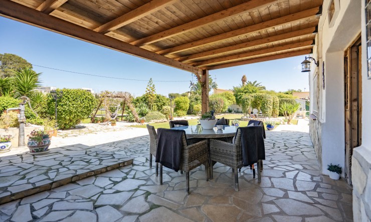 Wiederverkauf - Villa -
Denia - La Xara