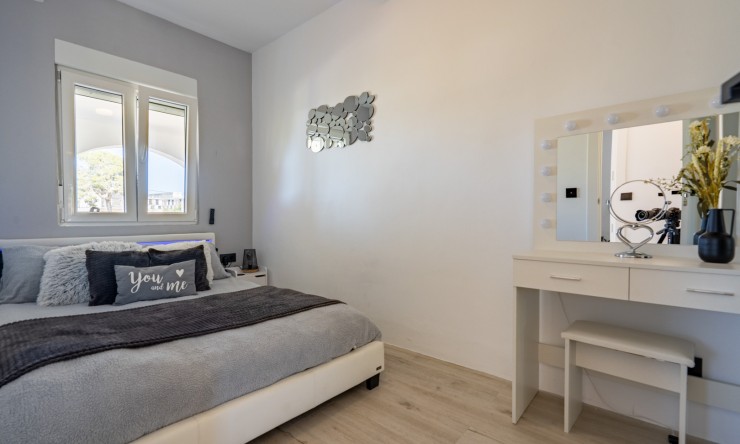 Wiederverkauf - Villa -
Denia - La Xara