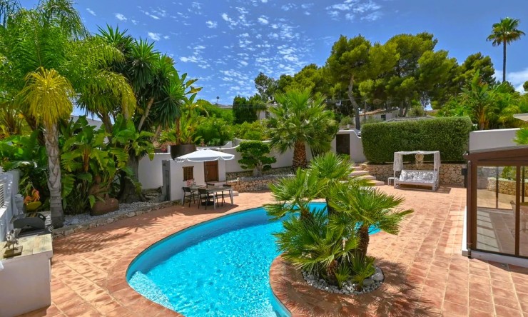 Herverkoop - Villa -
Moraira - Benimeit - Tabaira