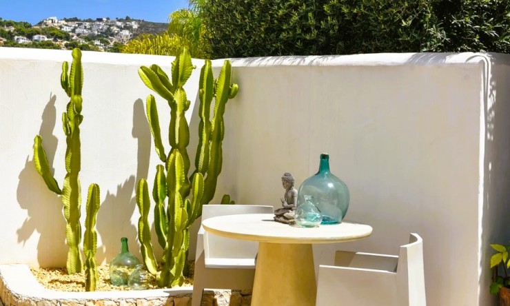 Herverkoop - Villa -
Moraira - Benimeit - Tabaira