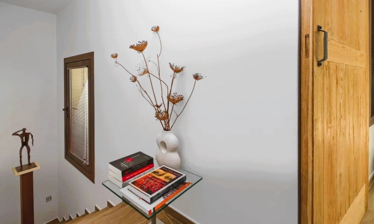 Herverkoop - Villa -
Moraira - Benimeit - Tabaira