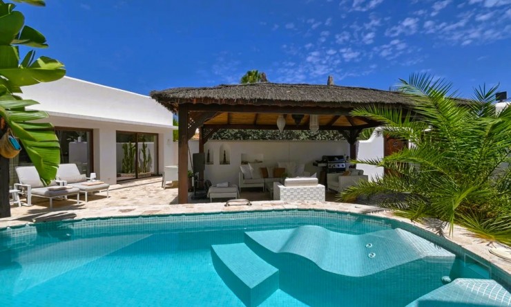 Herverkoop - Villa -
Moraira - Benimeit - Tabaira