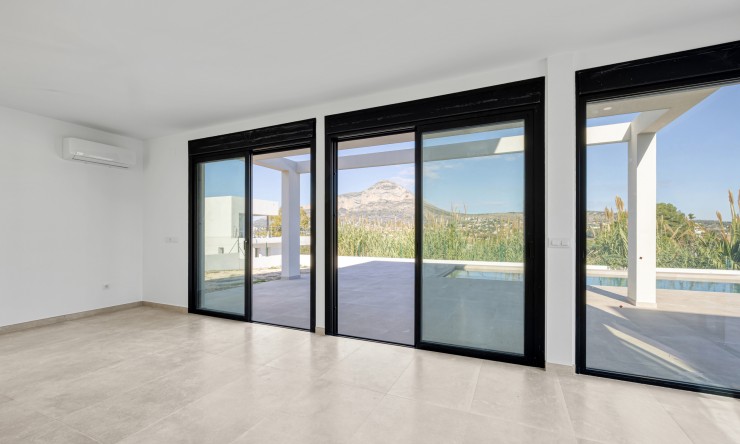 Neue Gebäude - Villa -
Jávea / Xàbia - Partides comunes - Adsubia