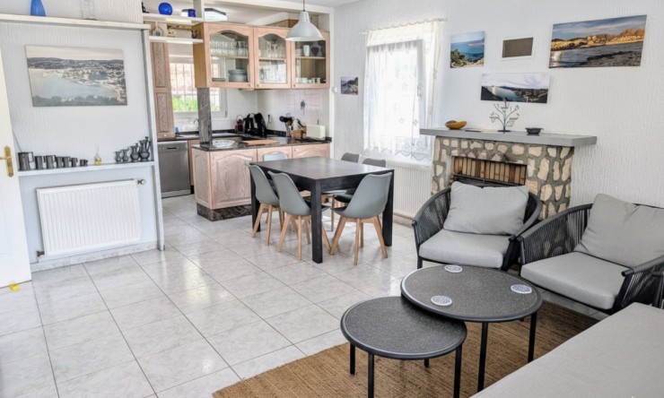 Herverkoop -  -
Moraira - Benimeit - Tabaira