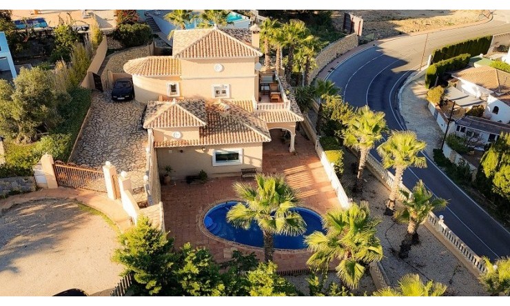 Revente - Villa -
Benissa - Cala Advocat - Baladrar