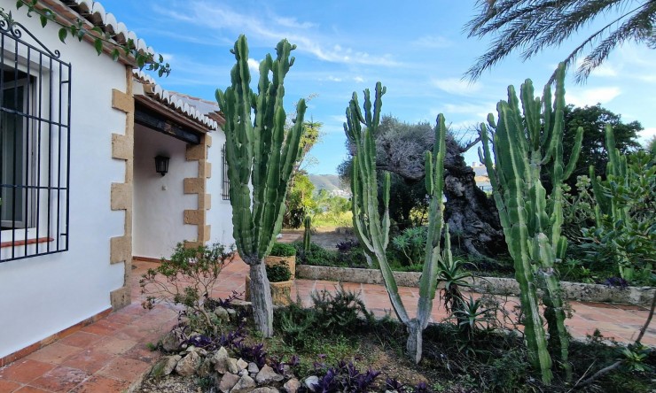 Wiederverkauf - Villa -
Jávea / Xàbia - Partides comunes - Adsubia