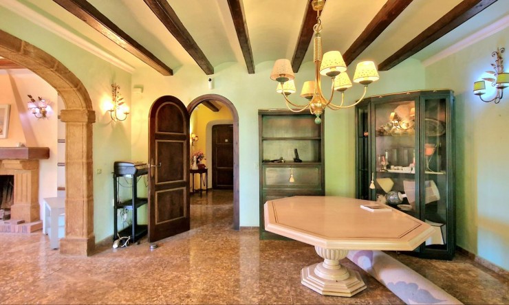 Wiederverkauf - Villa -
Jávea / Xàbia - Partides comunes - Adsubia