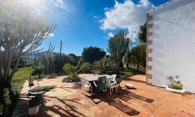 Wiederverkauf - Villa -
Jávea / Xàbia - Partides comunes - Adsubia