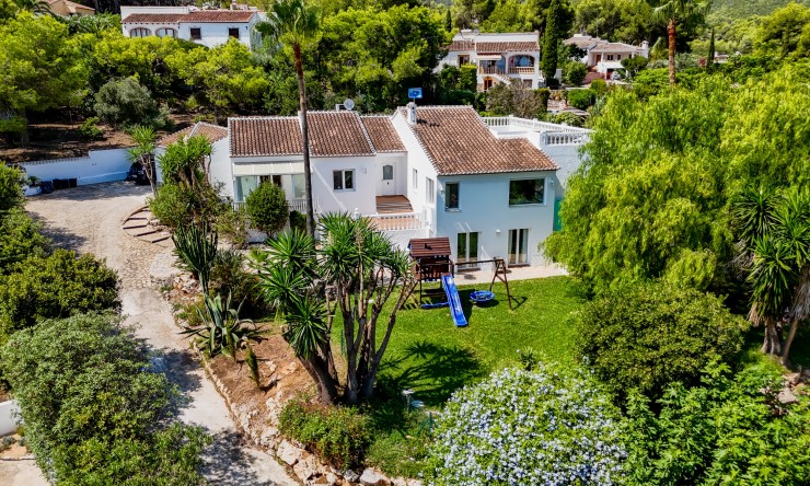 Wiederverkauf - Villa -
Jávea / Xàbia - Partides comunes - Adsubia