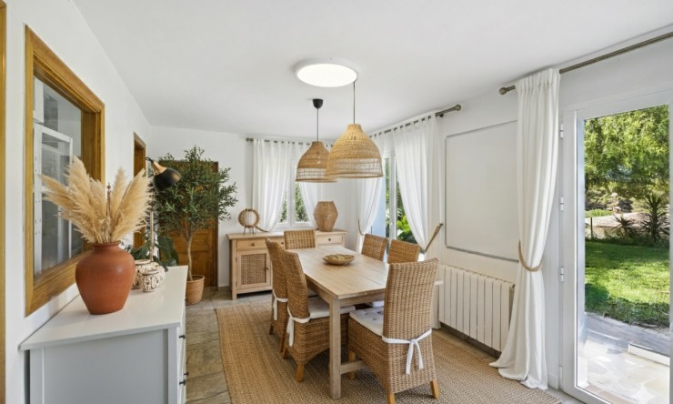 Wiederverkauf - Villa -
Jávea / Xàbia - Partides comunes - Adsubia