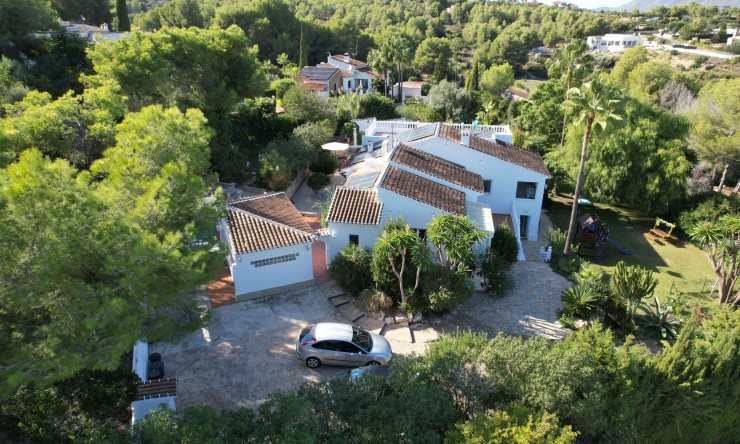 Wiederverkauf - Villa -
Jávea / Xàbia - Partides comunes - Adsubia