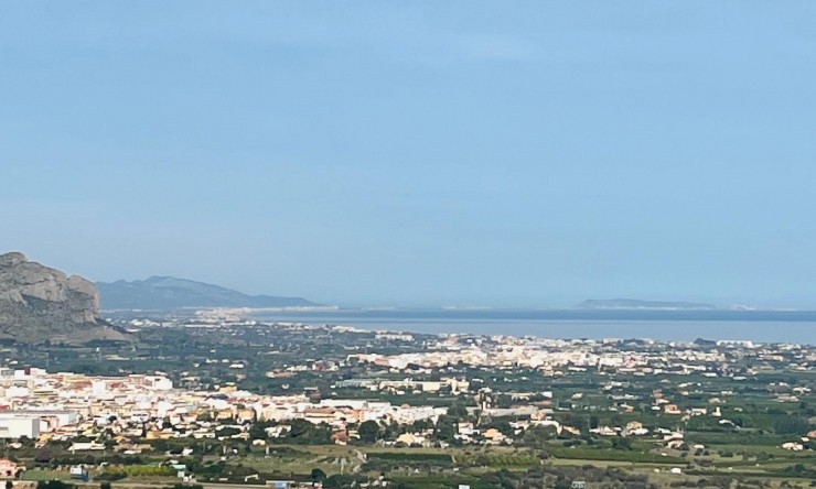 Revente -  -
Pedreguer