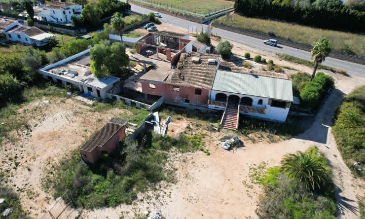 Revente - Restaurant -
Jávea / Xàbia - Partides comunes - Adsubia