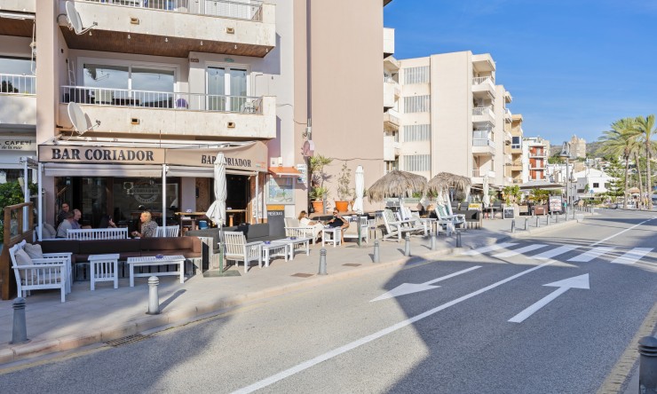 Resale - Bar -
Moraira - Casco Urbano