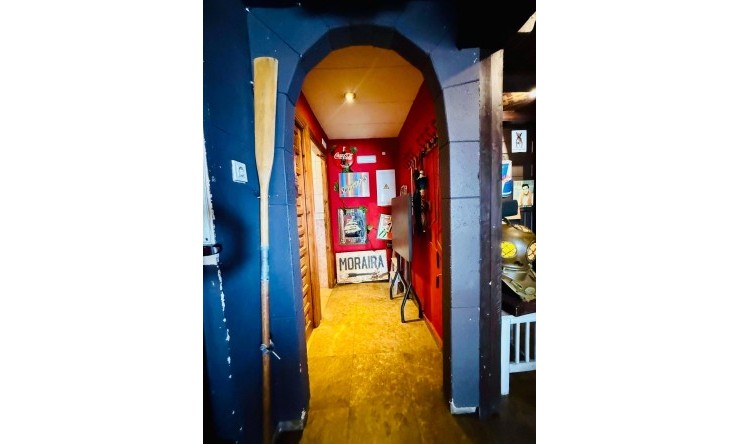 Resale - Bar -
Moraira - Casco Urbano