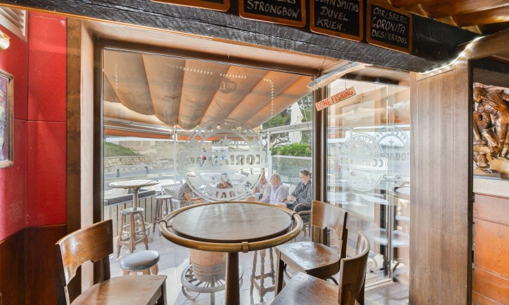 Resale - Bar -
Moraira - Casco Urbano