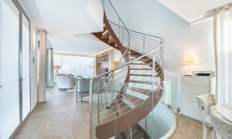 Wiederverkauf - Villa -
Finestrat - Golf Bahia