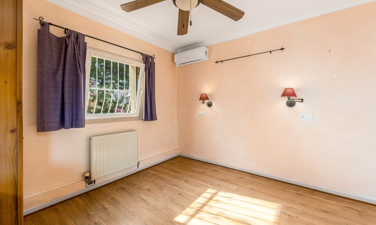 Resale - Villa -
Altea - Altea La Vella