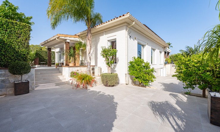 Herverkoop - Villa -
La Nucía - El Tossal - Bello Horizonte