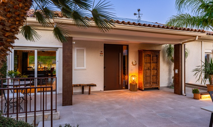 Herverkoop - Villa -
La Nucía - El Tossal - Bello Horizonte