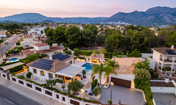 Herverkoop - Villa -
La Nucía - El Tossal - Bello Horizonte