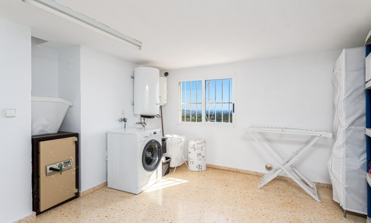 Wiederverkauf - Villa -
L'Alfàs del Pi - Escandinavia - Cautivador